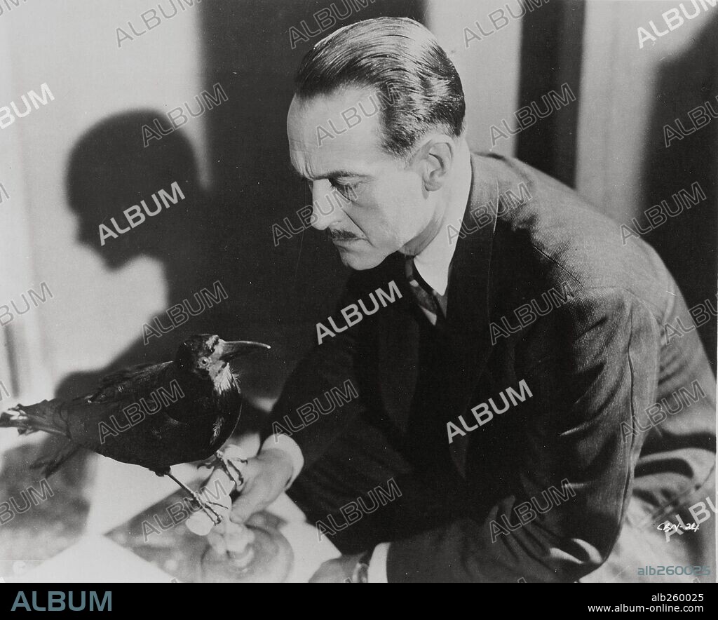 PIERRE FRESNAY en EL CUERVO, 1943 (LE CORBEAU), dirigida por HENRI-GEORGES CLOUZOT. Copyright CONTINENTAL.