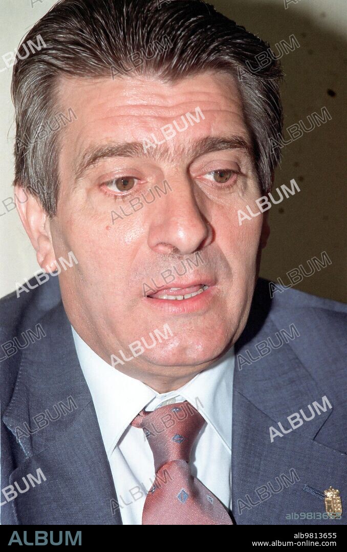 19 julio 2001. Juan Velarde, alcalde de Arroyomolinos.