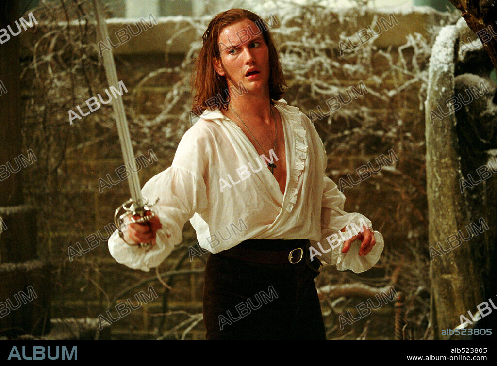 PATRICK WILSON in THE PHANTOM OF THE OPERA, 2004, directed by JOEL SCHUMACHER. Copyright WARNER BROS. PICTURES / BAILEY, ALEX.