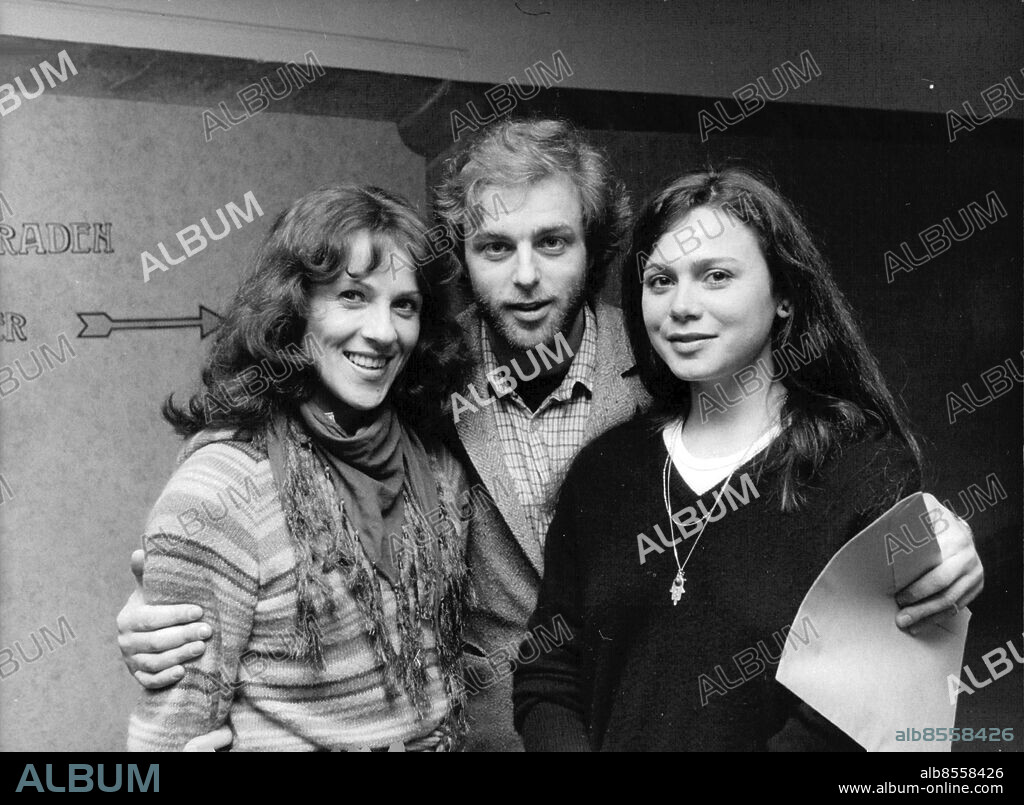 Stockholm 1980-03-17. Stipendieutdelning i Anders Sandrews Stiftelsen. Rese- och studiestipendier fick: Gerthi Kulle, Örjan Ramberg och Lena Olin. Foto: Leif Jansson / SvD / TT / kod 12014.