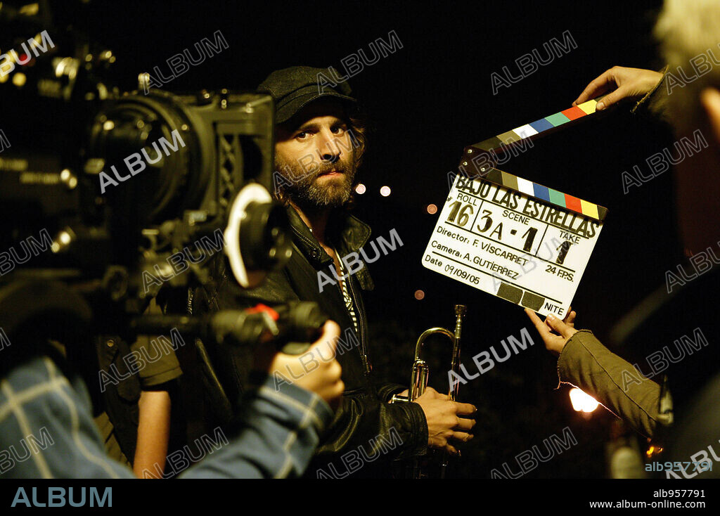 ALBERTO SAN JUAN in BAJO LAS ESTRELLAS (2007), directed by FELIX VISCARRET. Copyright FERNANDO TRUEBA P.C. S.A..