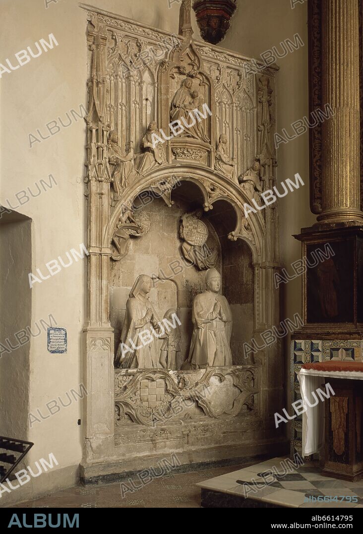 EGAS CUEMAN. CAPILLA DE SANTA ANA - SEPULCRO DE ALFONSO VELASCO Y SU MUJER - 1467.