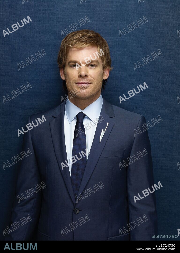 MICHAEL C. HALL in DEXTER, 2006, directed by KEITH GORDON and MARCOS SIEGA. Copyright SHOWTIME.