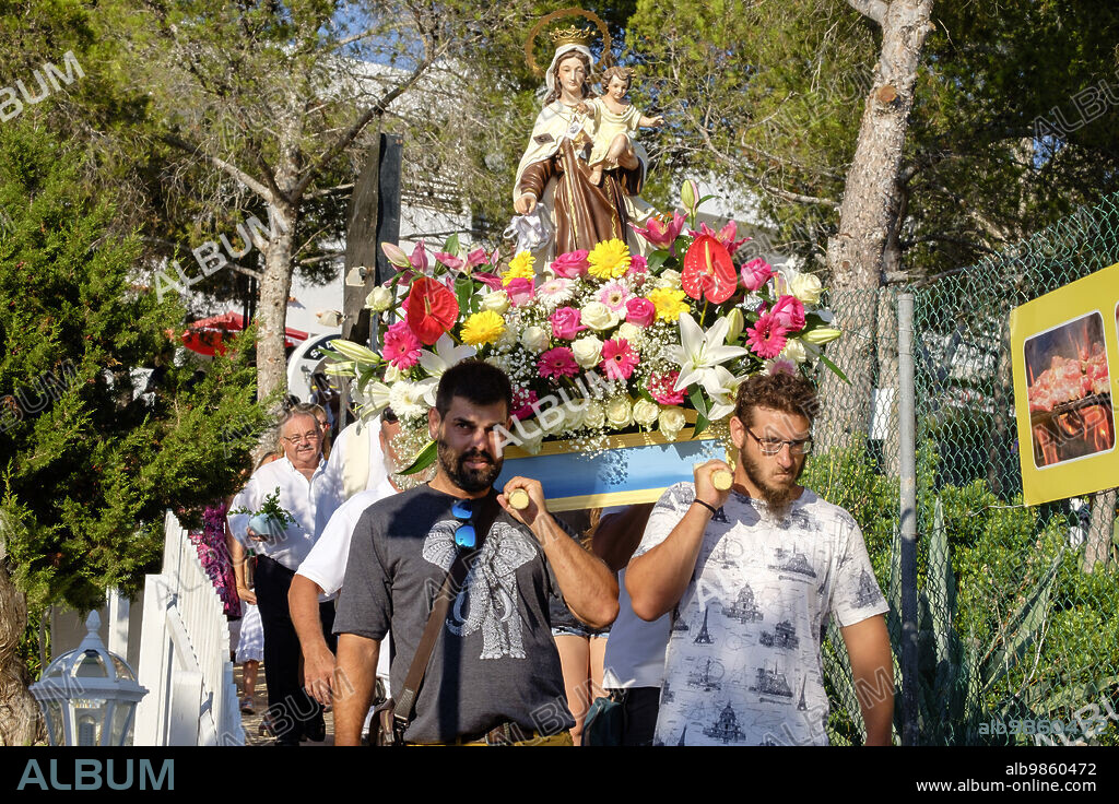 procesion marinera de la virgen del Carmen, Portinatx, Ibiza, balearic islands, Spain.