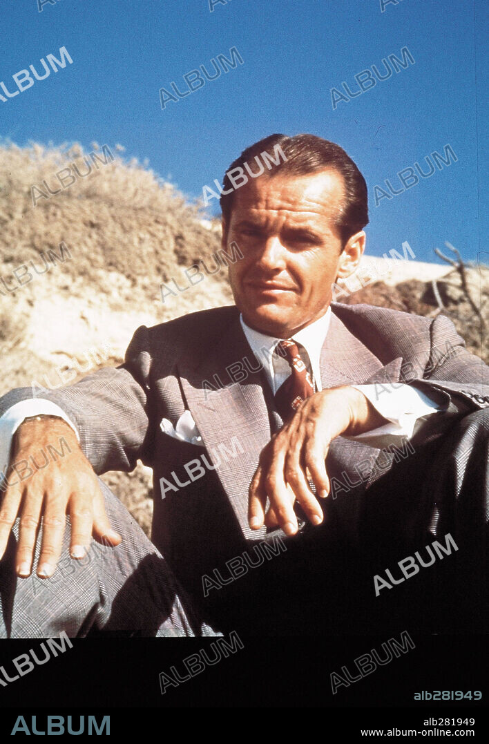 JACK NICHOLSON in CHINATOWN, 1974, directed by ROMAN POLANSKI. Copyright PARAMOUNT PICTURES.