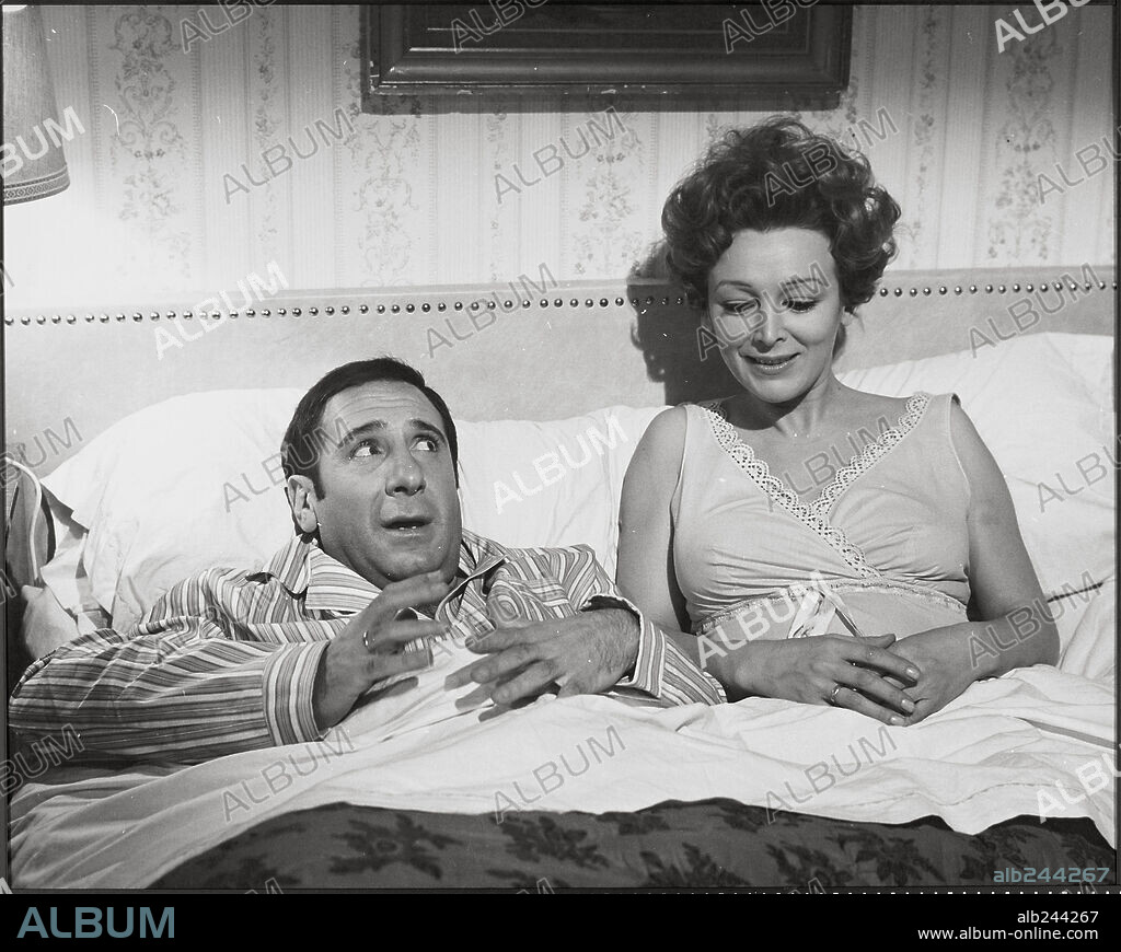 ALFREDO LANDA en DORMIR Y LIGAR, TODO ES EMPEZAR, 1974, dirigida por MARIANO OZORES.