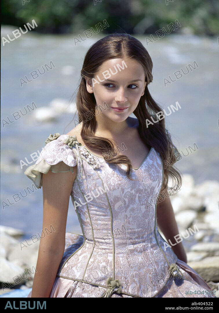 RACHAEL LEIGH COOK in TEXAS RANGERS, 2001, directed by STEVE