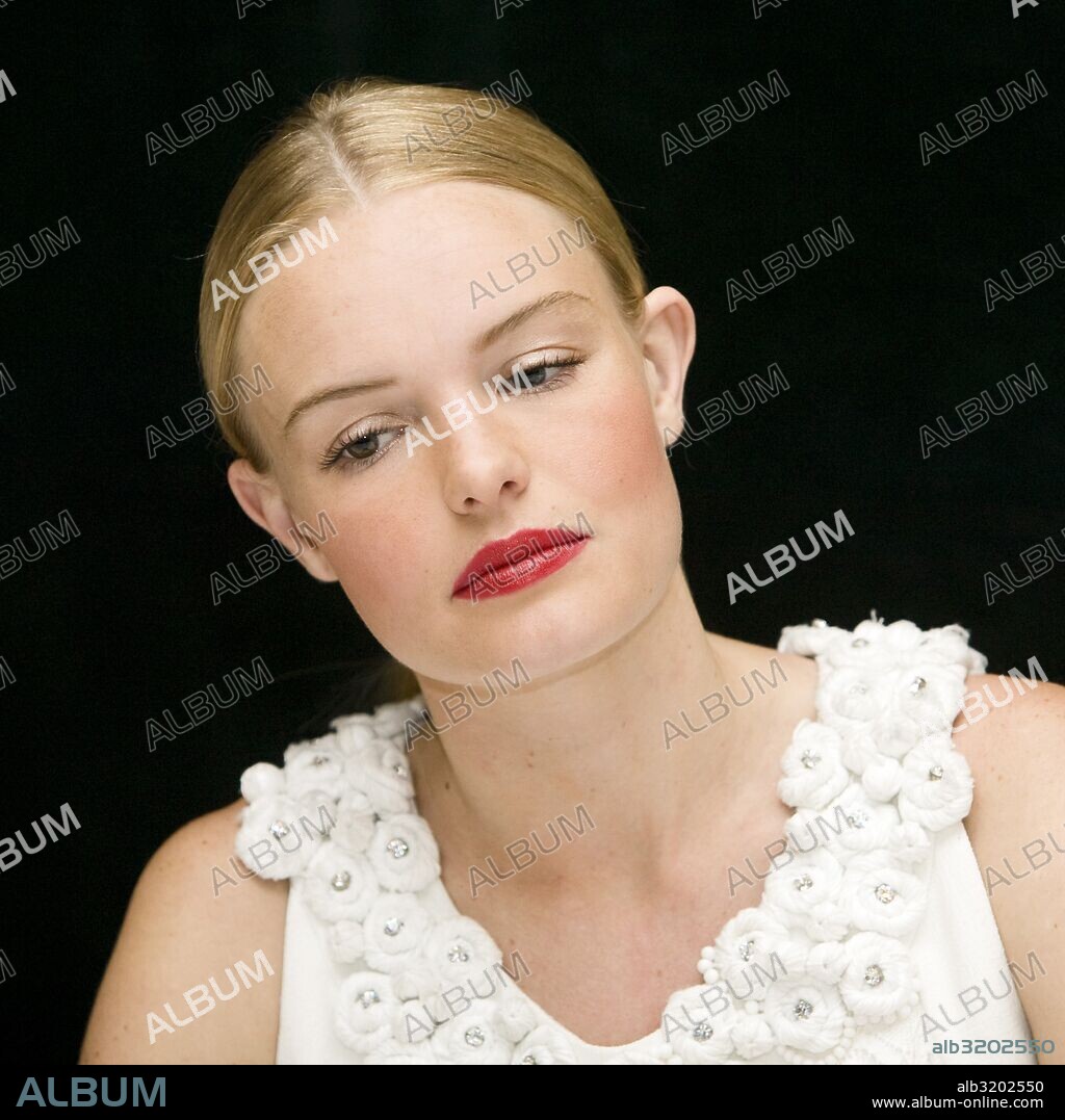 KATE BOSWORTH. March 17, 2008 - Hollywood, California, U.S. - Kate Bosworth promoting ''21'' in Los Angeles, CA. March 17, 2008*** NO TABS / SKIN MAGS *** NO ITALY *** NO SALES TO AMI PUBLICATIONS *** EMBARGOED IN THE USA UNTIL JUNE 17, 2008. 17/03/2008