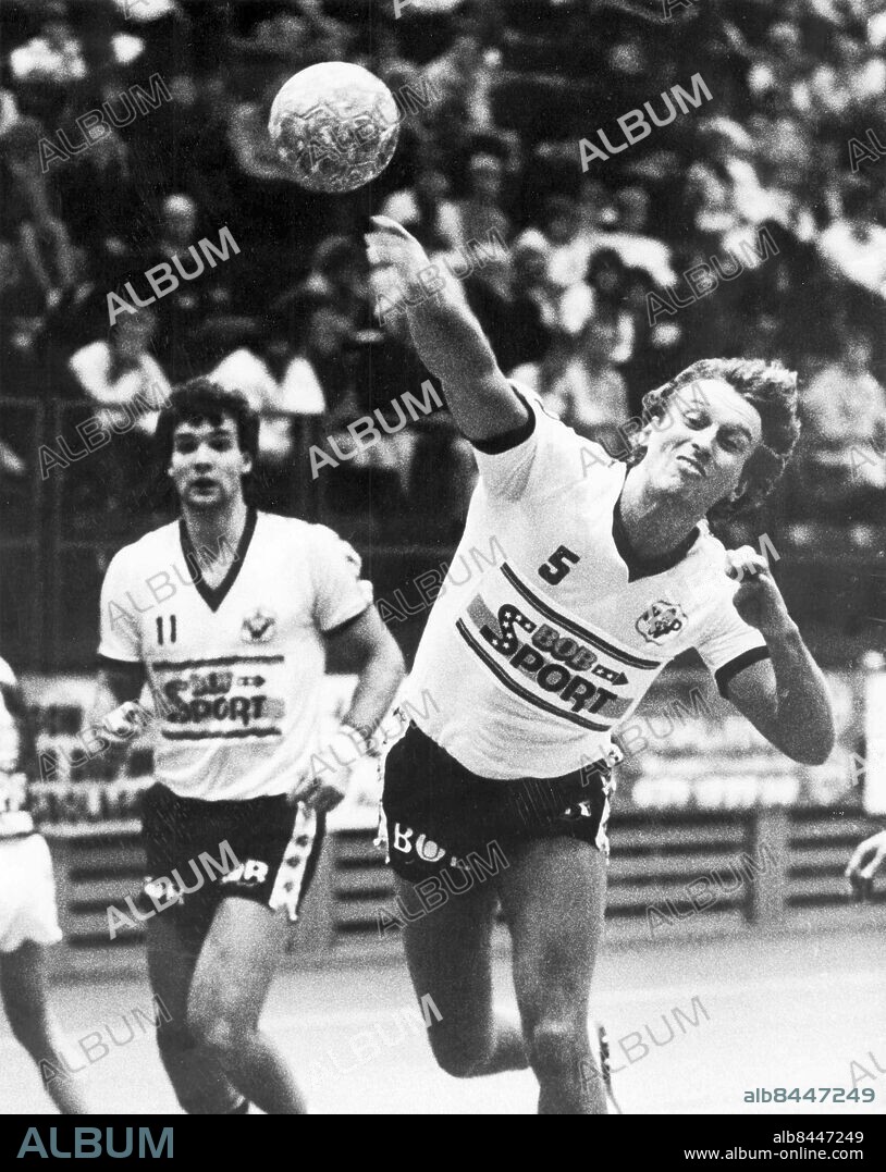 GÖTEBORG 1984-12-12.. Christer Magnusson - handbollsspelare i HP Warta. *** Local Caption *** GP Foto: Harry Nicolaisen / Foto: Kamerareportage / TT / Kod: 2524.