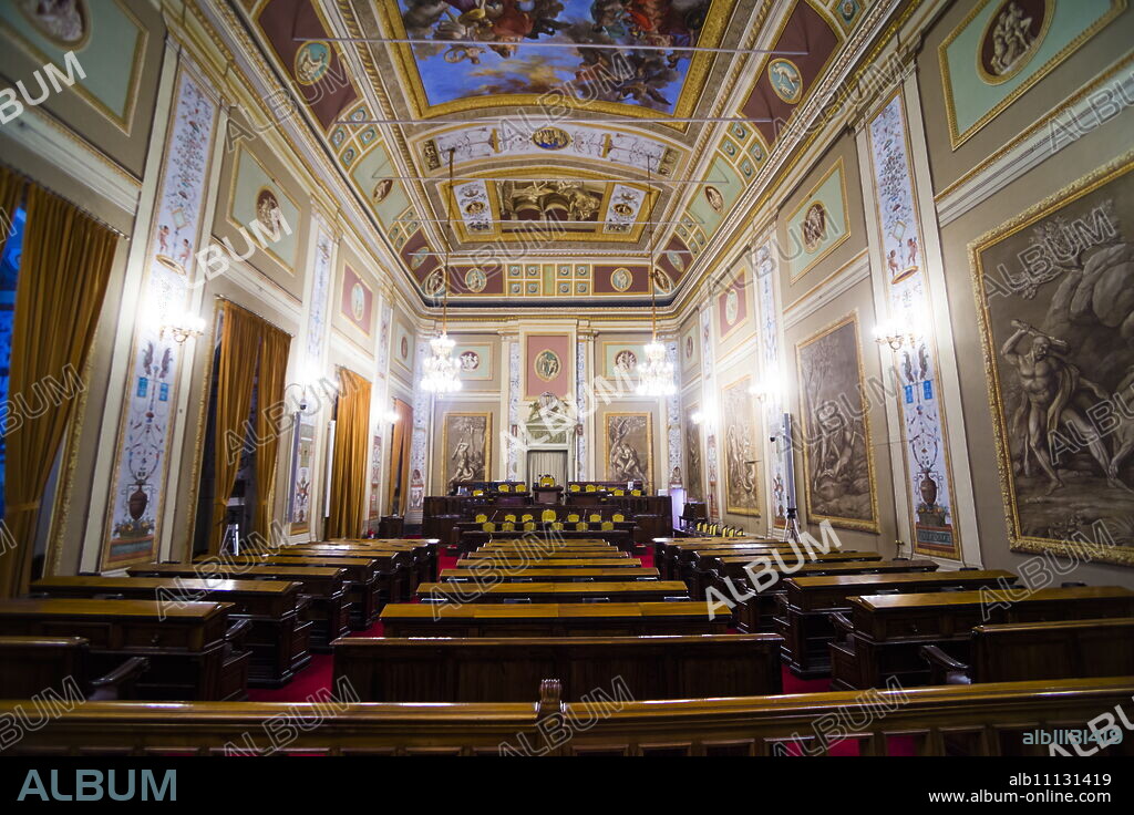 Courtroom at Royal Palace of Palermo (Palazzo Reale) (Palace of the Normans), Palermo, Sicily, Italy, Europe.