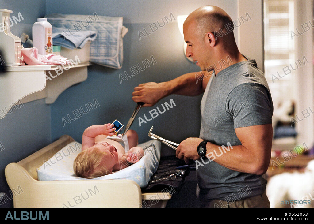 VIN DIESEL en UN CANGURO SUPERDURO, 2005 (THE PACIFIER), dirigida por ADAM SHANKMAN. Copyright DISNEY ENTERPRISES / HAYES, KERRY.