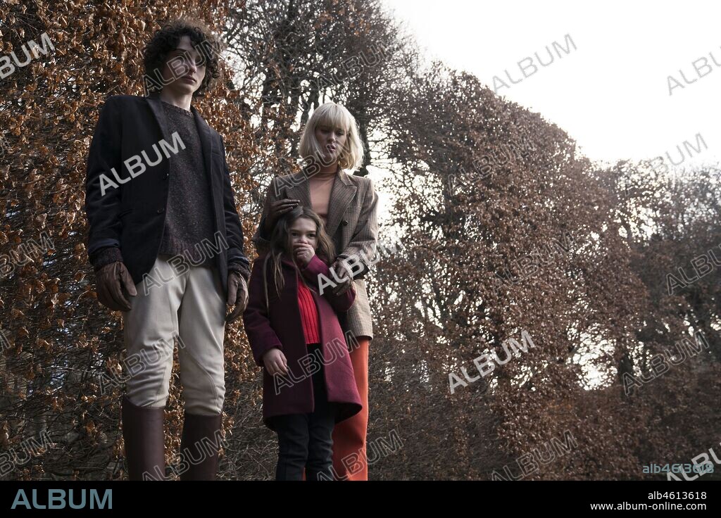 BROOKLYNN PRINCE, FINN WOLFHARD et MACKENZIE DAVIS dans THE TURNING, 2020, réalisé par FLORIA SIGISMONDI. Copyright VERTIGO ENTERTAINMENT.