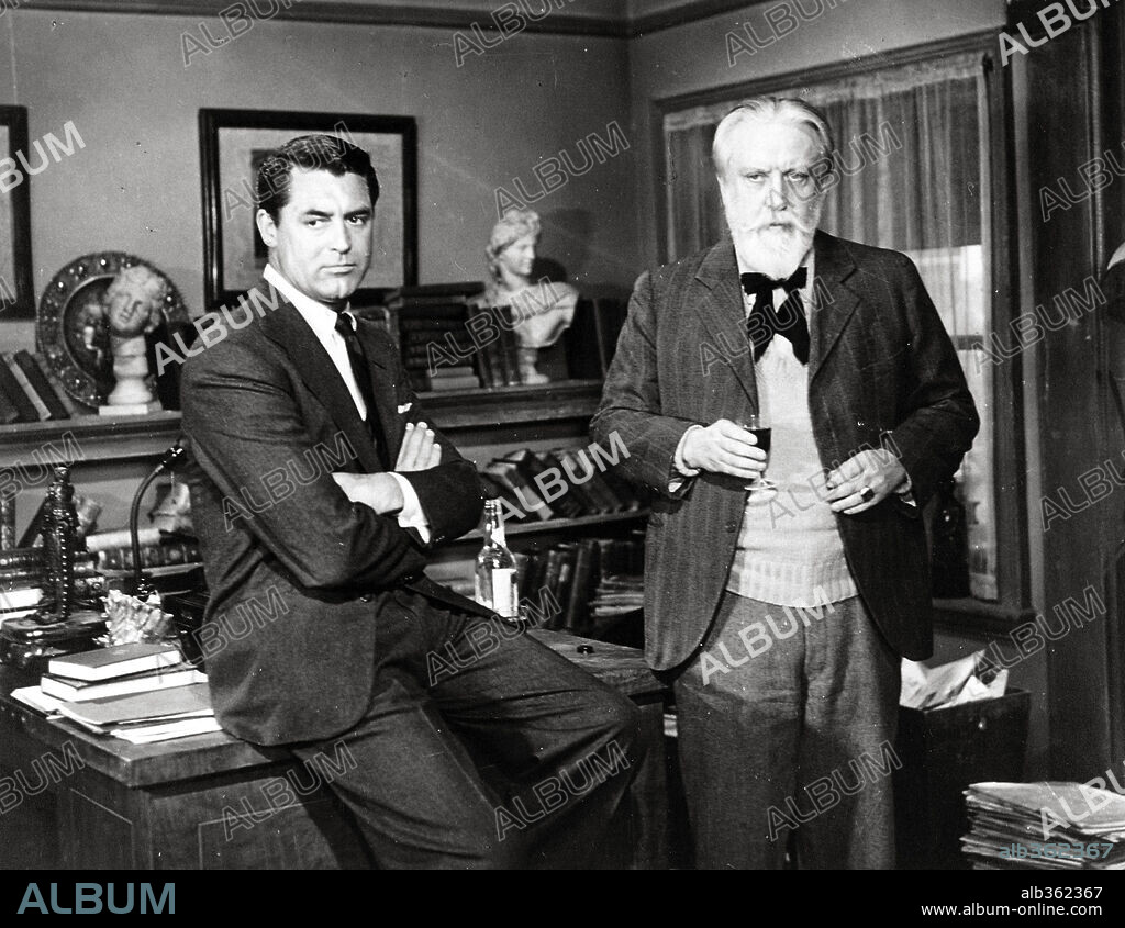 CARY GRANT and MONTY WOOLLEY in THE BISHOP'S WIFE, 1947, directed by