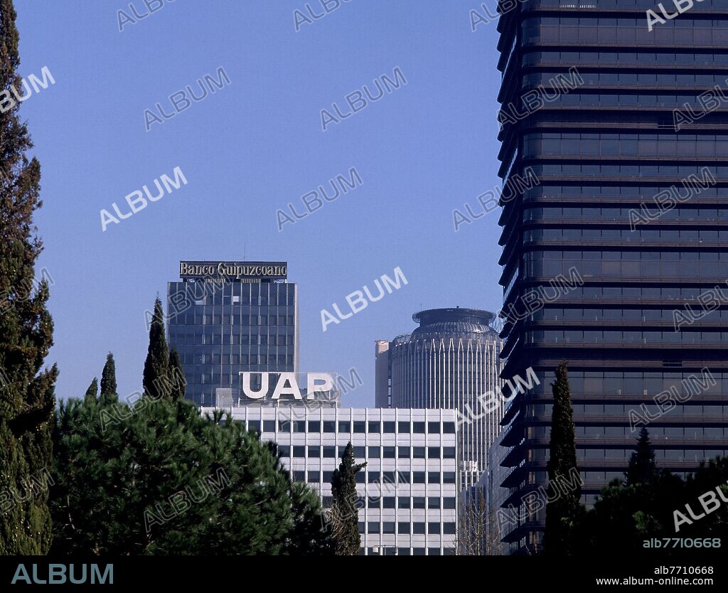 AZCA EDIFICIO UAP Y BANCO GUIPUZCOANO.