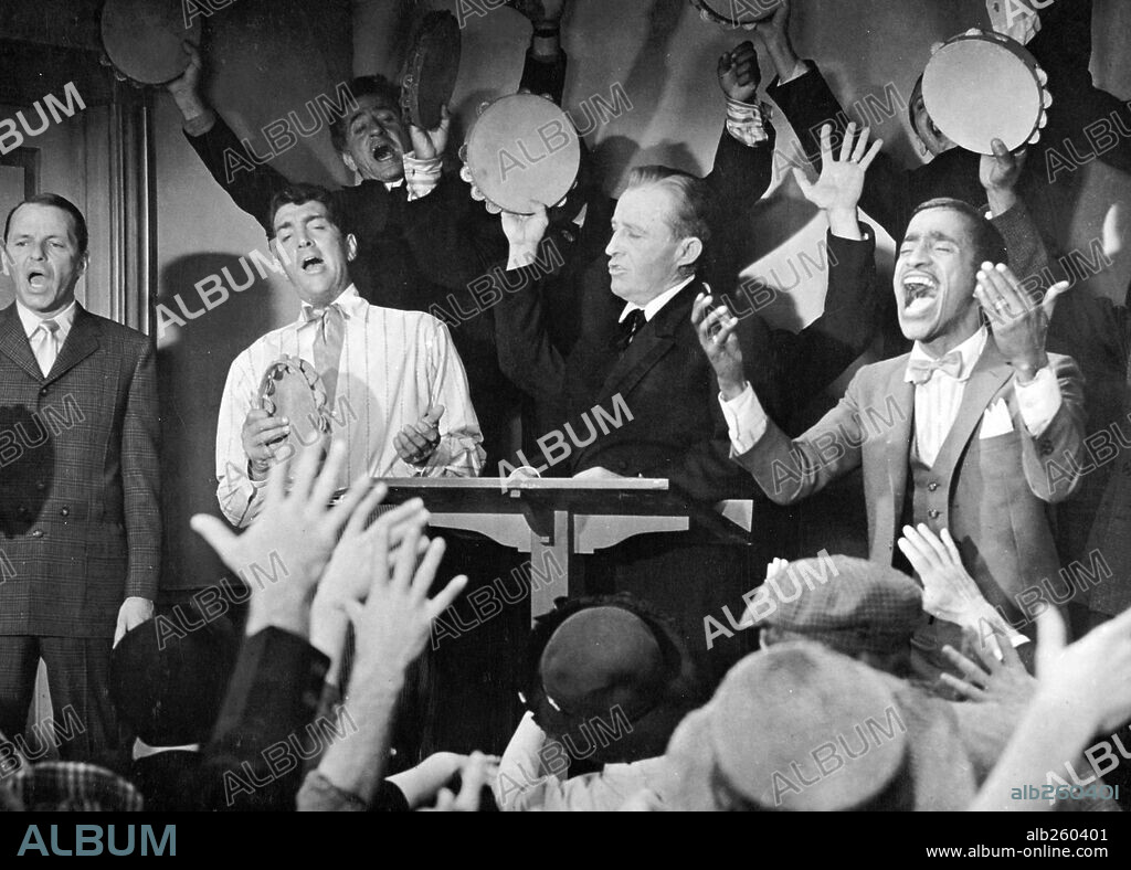 BING CROSBY, DEAN MARTIN, FRANK SINATRA and SAMMY DAVIS JR in ROBIN AND THE 7 HOODS, 1964, directed by GORDON DOUGLAS. Copyright WARNER BROTHERS.