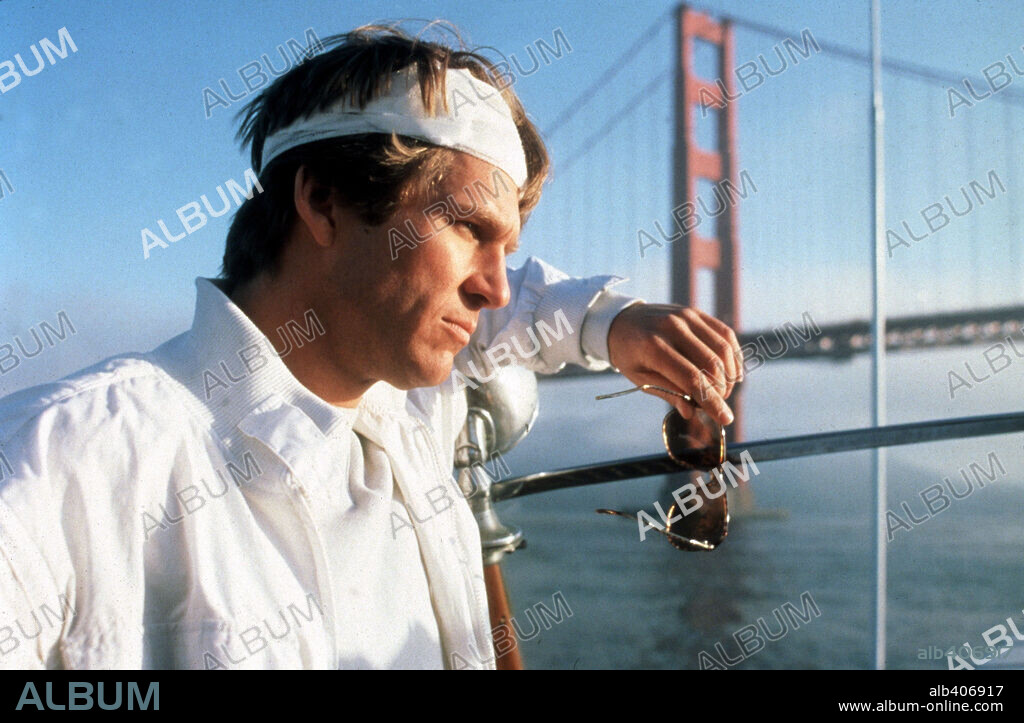 JEFF BRIDGES in JAGGED EDGE, 1985, directed by RICHARD MARQUAND. Copyright COLUMBIA PICTURES.