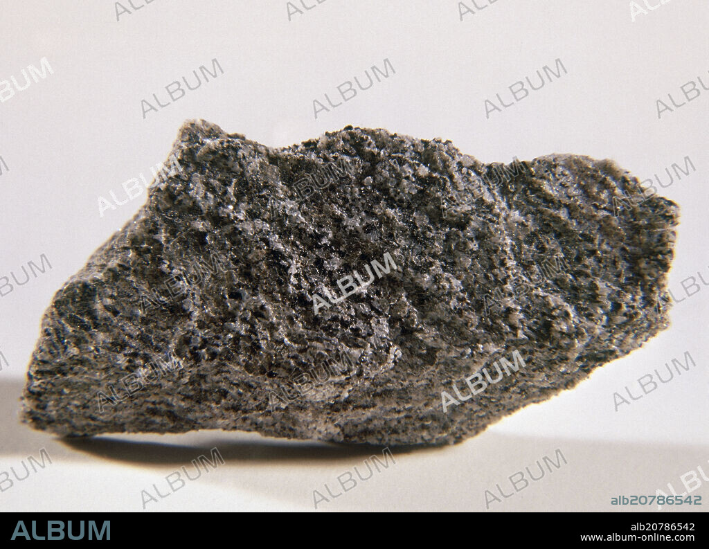 MICACITA (CUARZO Y MICA) ROCA METAMORFICA.