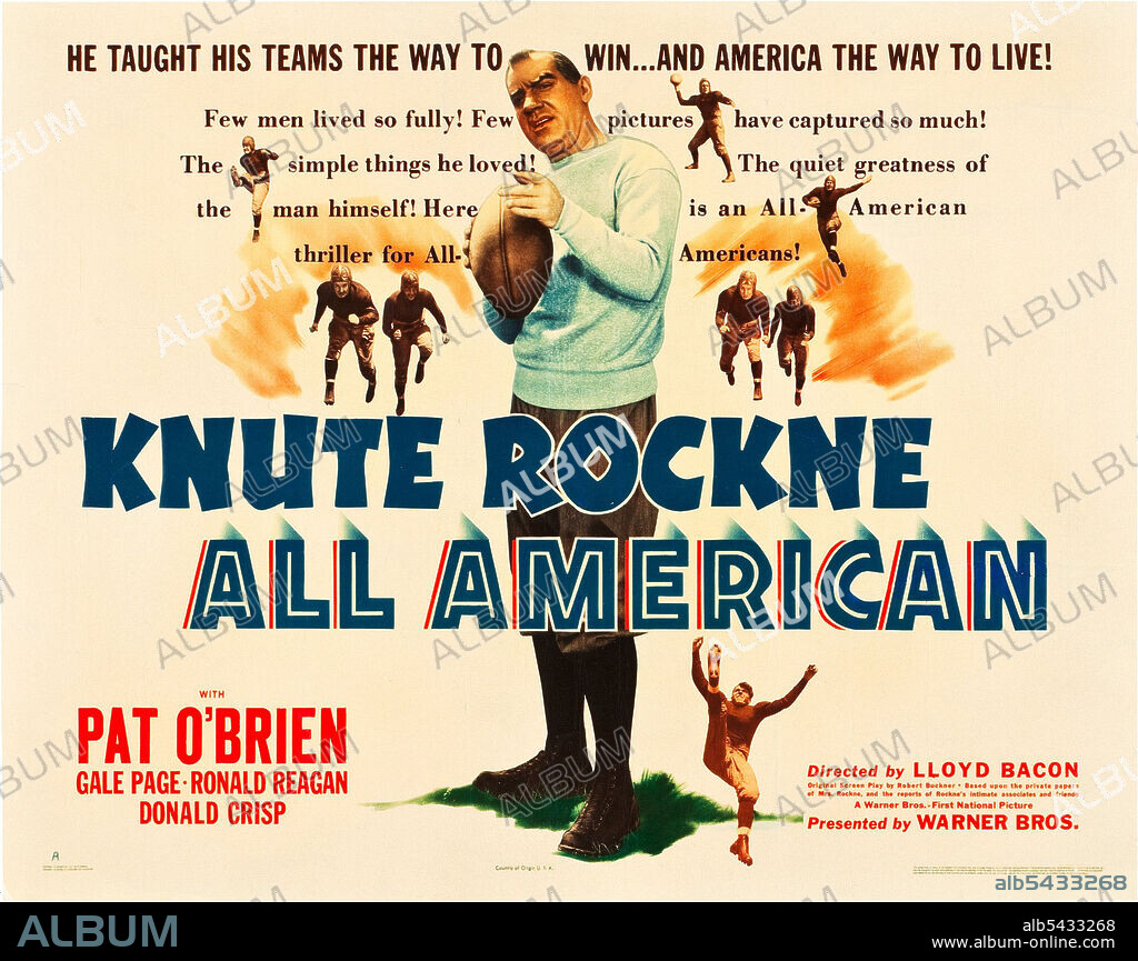 PAT O'BRIEN and RONALD REAGAN in KNUTE ROCKNE ALL AMERICAN, 1940, directed by LLOYD BACON. Copyright WARNER BROTHERS.