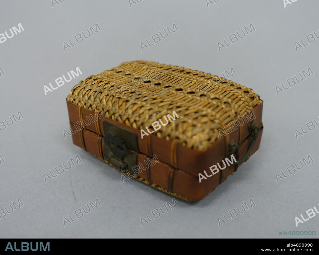 Box with Hinged Cover, Japan, 19th century, Japan, Bamboo, metal, brocade lining, H. 1 1/8 in. (2.9 cm); W. 2 1/4 in. (5.7 cm); L. 3 1/8 in. (7.9 cm), Basketry.