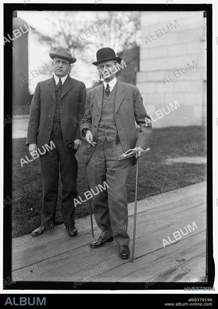 HARRIS & EWING. Thomas Riley Marshall (right) with unidentified man, between 1913 and 1917. American politician Thomas R. Marshall served as vice president.