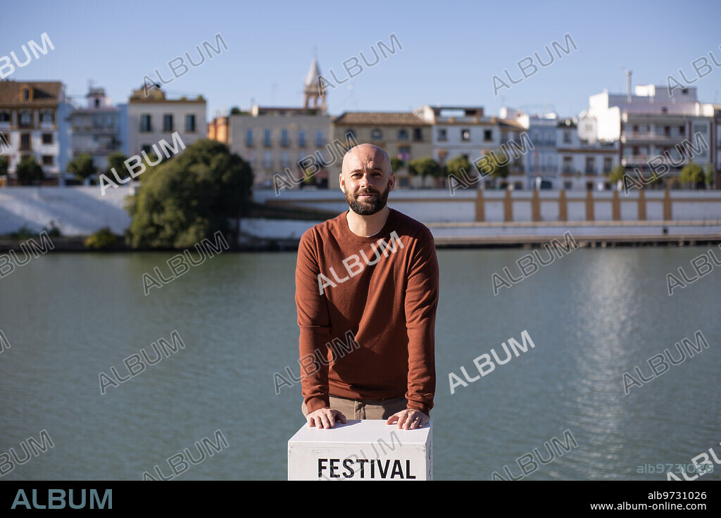 Seville, 11/13/2021. Photos of Curro Sánchez Varela, director of the documentary film 'Curro Romero, maestro of time', on Paseo Marqués de Contadero. Photo: Vanessa Gómez. ARCHSEV.