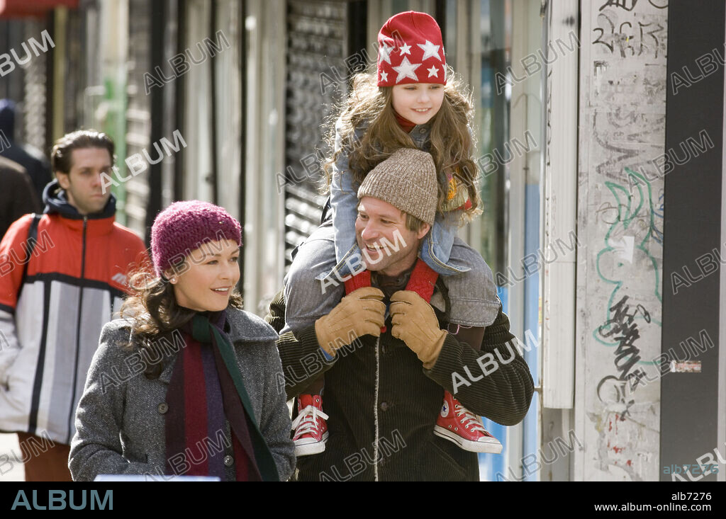 AARON ECKHART, ABIGAIL BRESLIN und CATHERINE ZETA-JONES in NO RESERVATIONS, 2007, unter der Regie von SCOTT HICKS. Copyright CASTLE ROCK ENTERTAINMENT / LEE, DAVID.