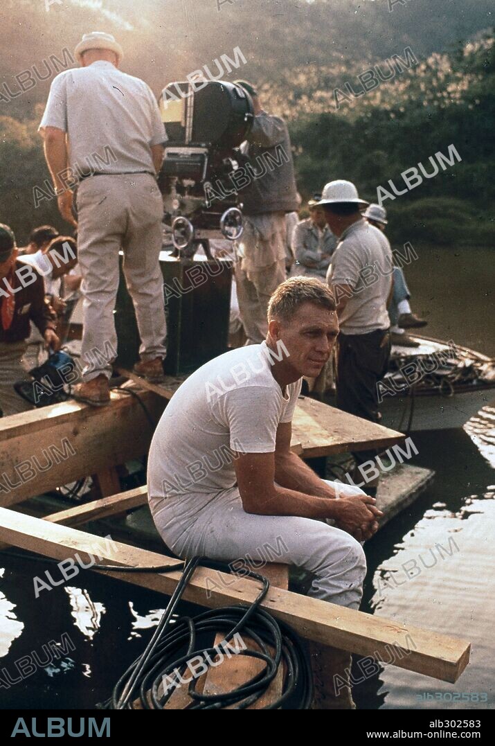STEVE MCQUEEN en EL YANG-TSÉ EN LLAMAS, 1966 (THE SAND PEBBLES), dirigida por ROBERT WISE. Copyright 20TH CENTURY FOX.