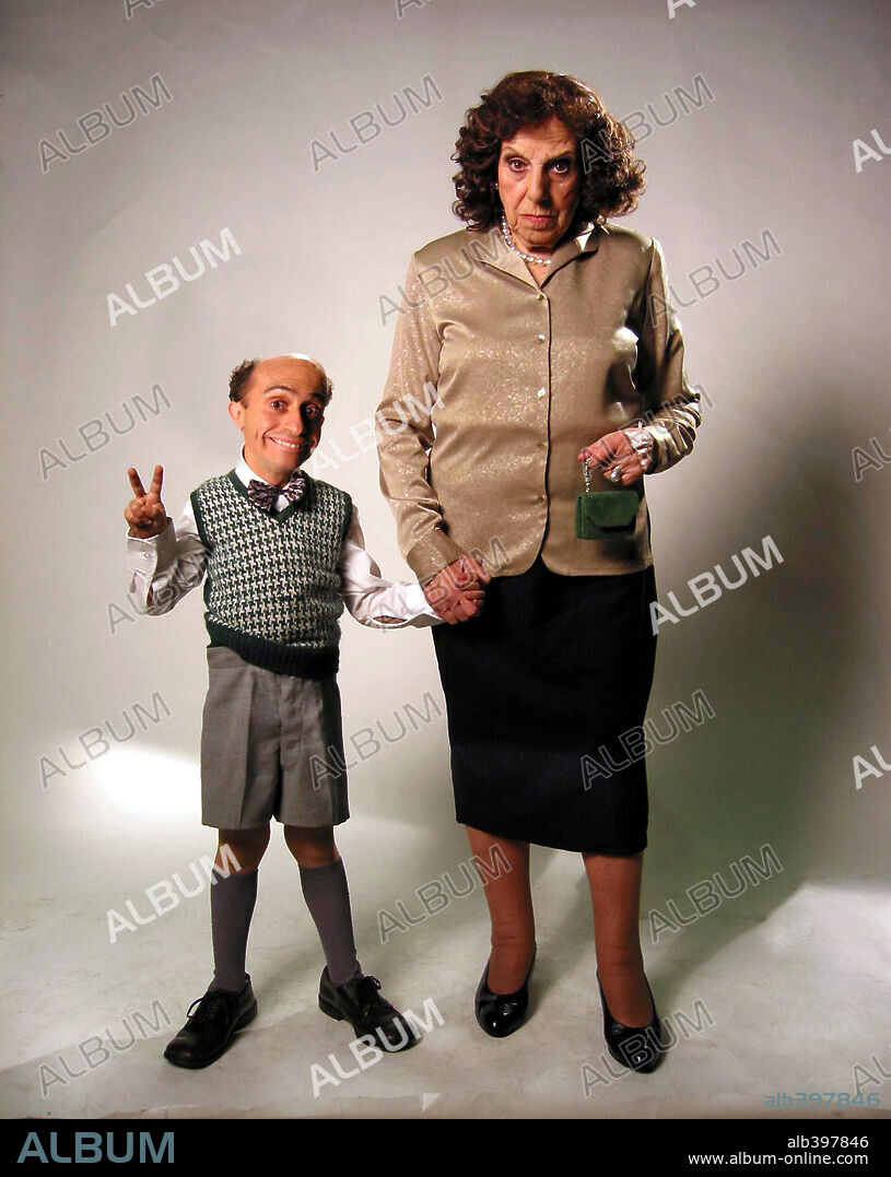 PEPE VIYUELA en LA GRAN AVENTURA DE MORTADELO Y FILEMON, 2003, dirigida por JAVIER FESSER. Copyright SOGECINE/PELICULAS PENDELTON.