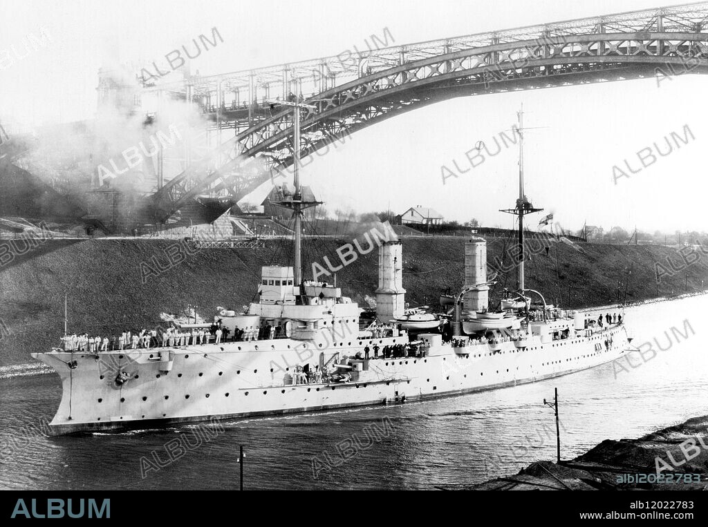S.M. Schulschiff Vineta. SMS Vineta armoured cruiser of the Victoria Luise class. Built by laid down in 1896 launched 14th April 1897 and completed 13th September 1899.