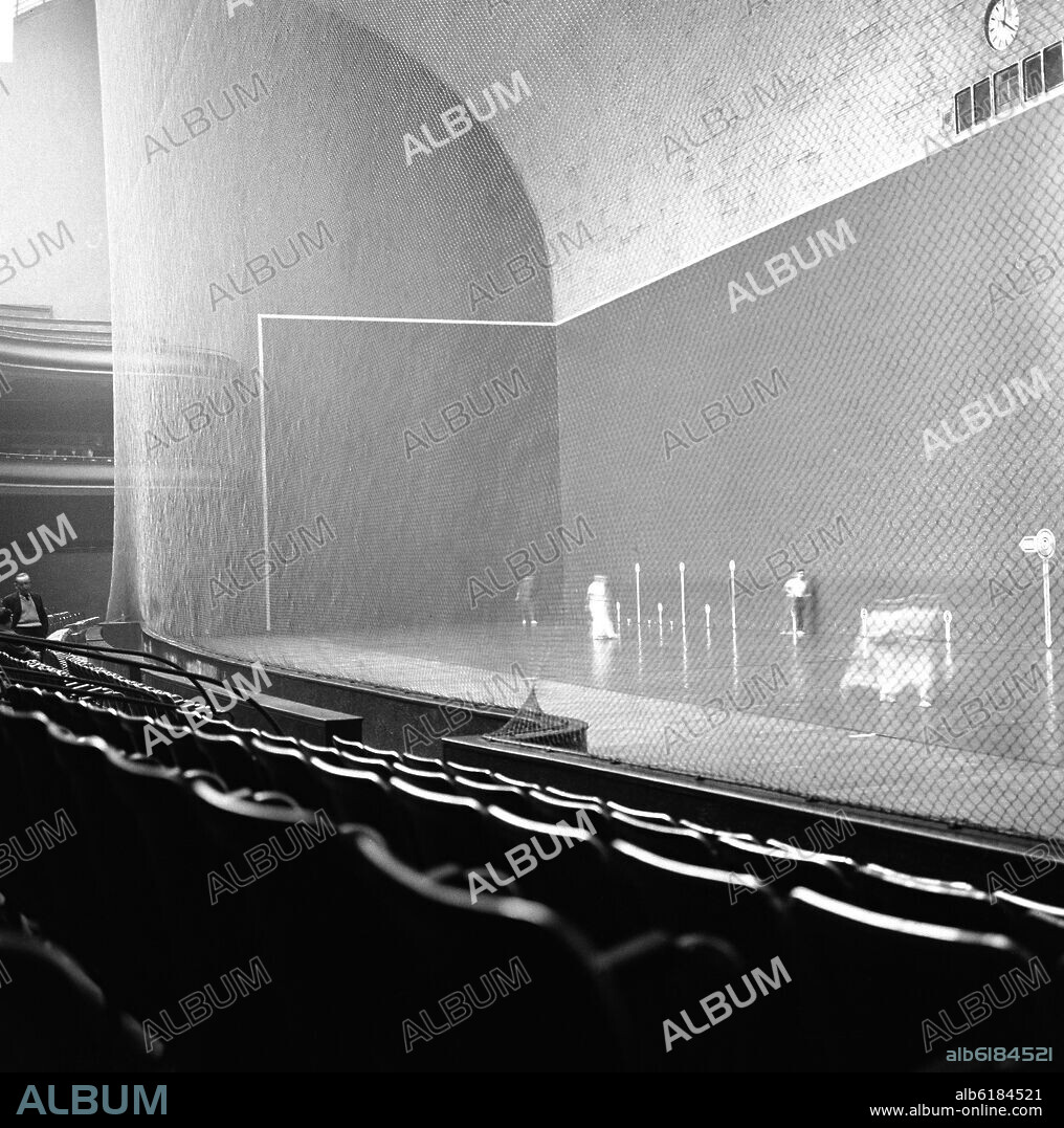 EDUARDO TORROJA MIRET (1899-1961). FRONTON DE RECOLETOS EN LA CALLE VILLANUEVA - 1935 -  FOTOGRAFIA EN BLANCO Y NEGRO - AÑOS 50.