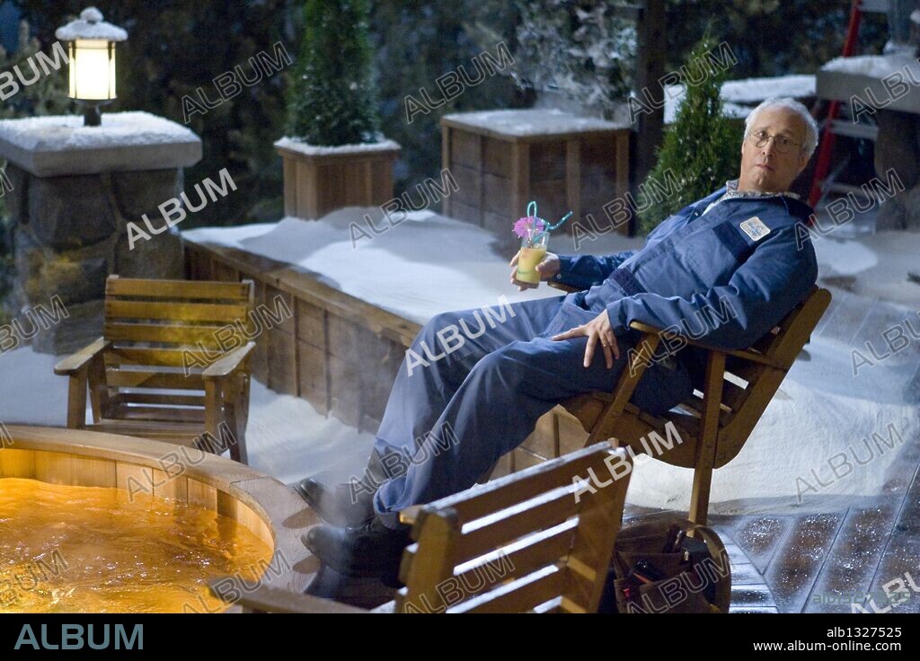 CHEVY CHASE dans HOT TUB TIME MACHINE, 2010, réalisé par STEVE PINK. Copyright MGM/NEW CRIME PRODUCTIONS/UNITED ARTISTS.
