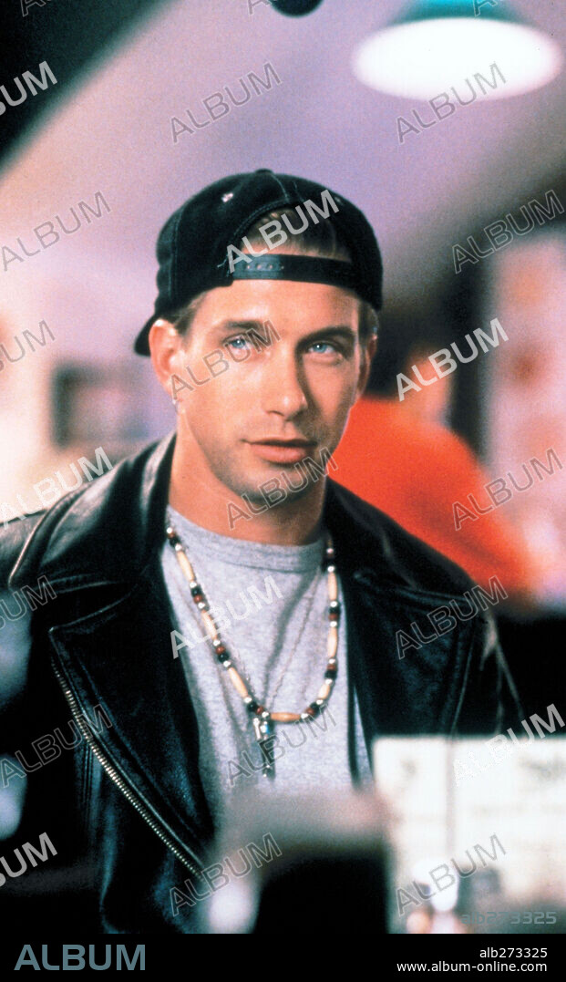 STEPHEN BALDWIN in THREESOME, 1994, directed by ANDREW FLEMING. Copyright TRISTAR PICTURES.