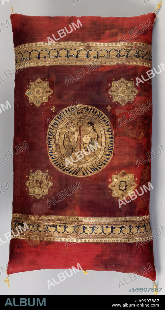 Museo de Telas Medievales del Monasterio de las Huelgas. Almohada de la reina Berenguela. Patrimonio Nacional.