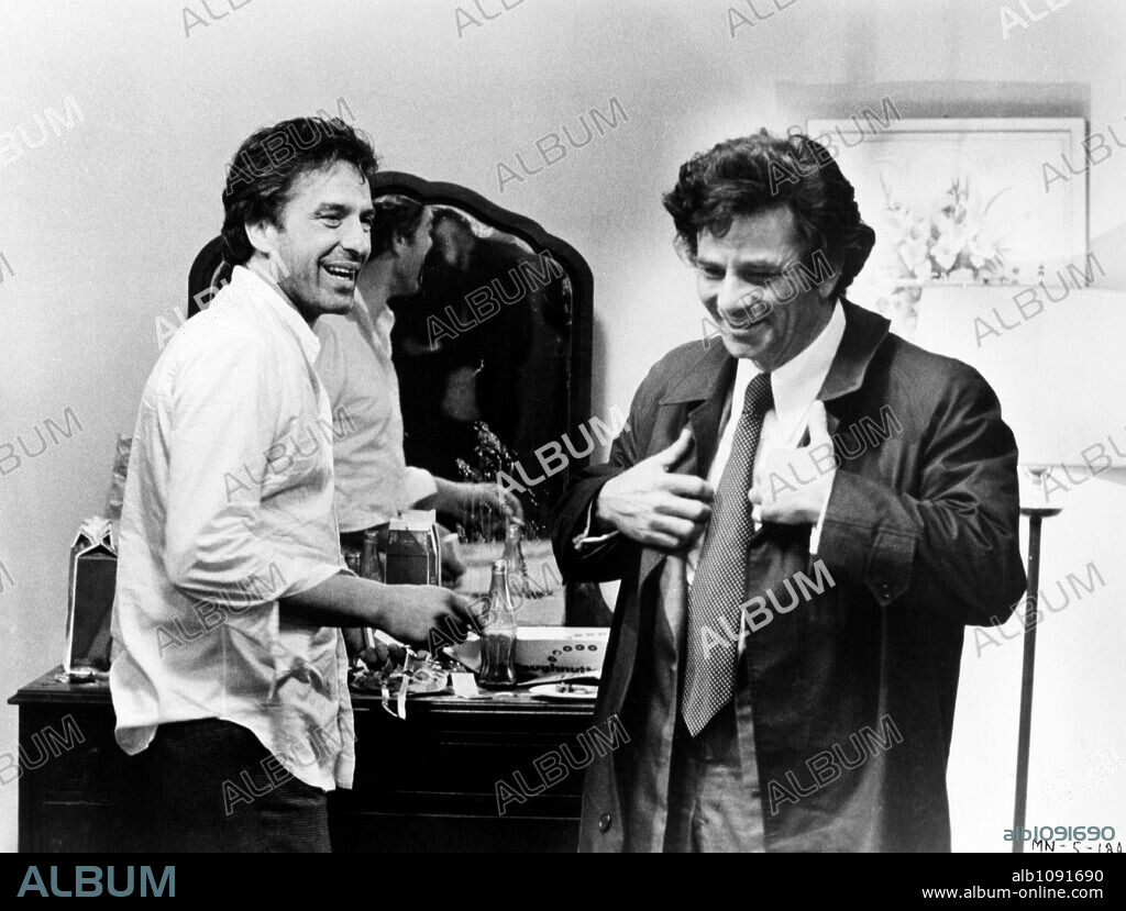 JOHN CASSAVETES and PETER FALK in MICKEY AND NICKY, 1976 (MIKEY AND NICKY), directed by ELAINE MAY. Copyright ENTERPRISE PICTURES.