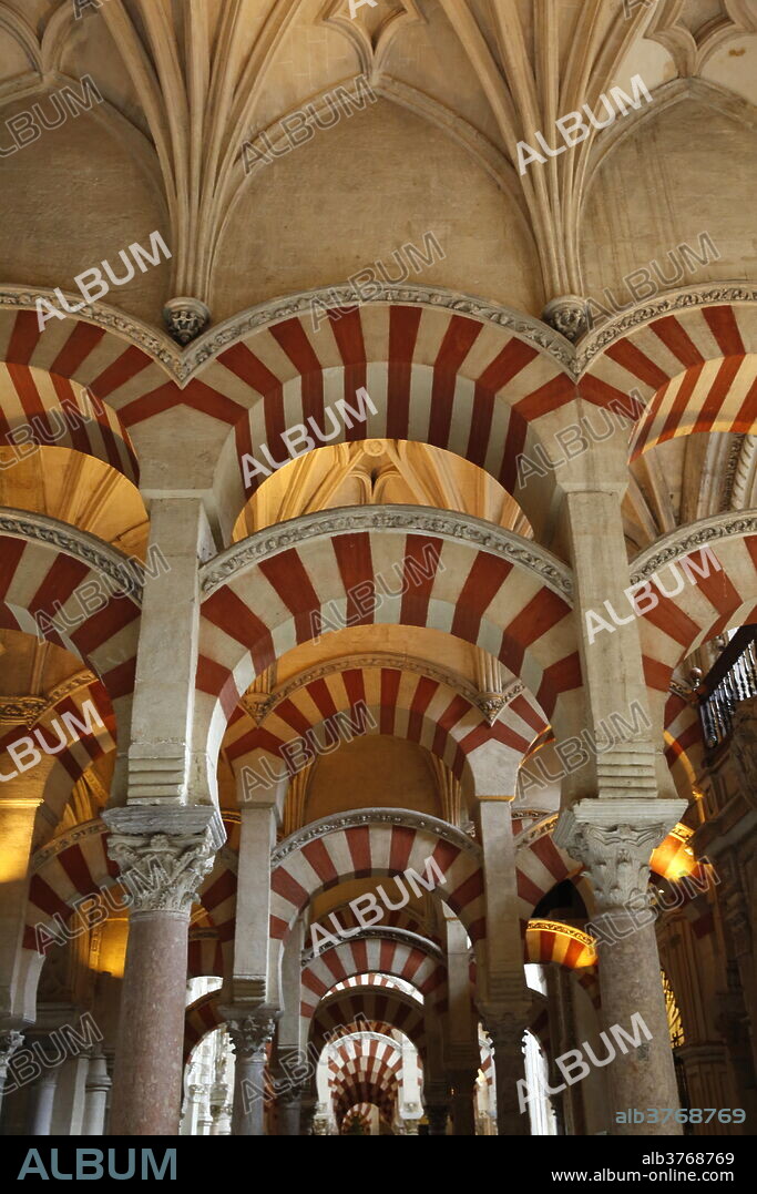 Arches of the Mosque (Mezquita) and Cathedral of Cordoba, UNESCO World Heritage Site, Cordoba, Andalucia, Spain, Europe.