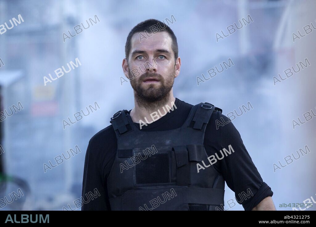 ANTONY STARR in BANSHEE, 2013, directed by DAVID SCHICKLER and JONATHAN TROPPER. Copyright CINEMAX.