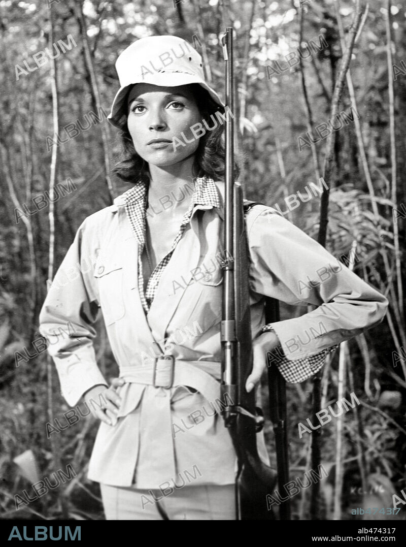 ELSA MARTINELLI en SAFARI EN MALASIA, 1963 (RAMPAGE), dirigida por PHIL KARLSON. Copyright WARNER BROS/SEVEN ARTS.