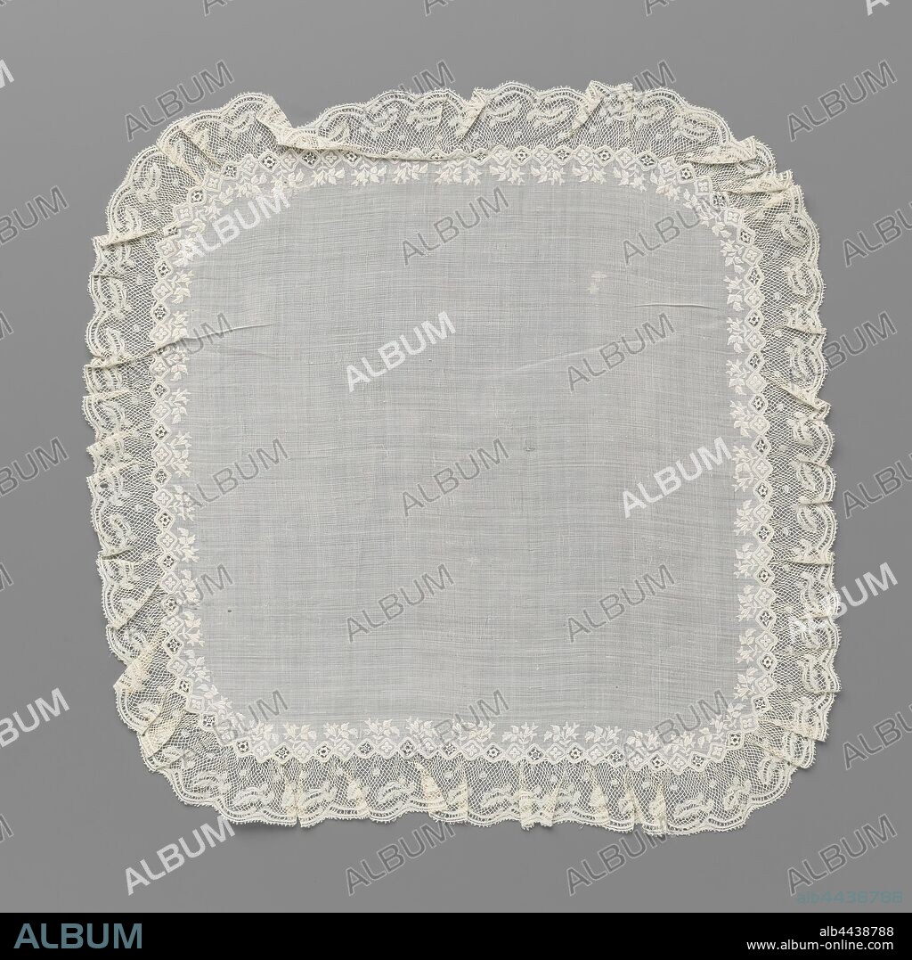 Handkerchief of batist with plumetis embroidery and a border of bobbin lace, Handkerchief of batist with plumetis embroidery and a border of bobbin lace: Valenciennes lace. Square model with rounded corners. The embroidery is only along the edge of the fabric. The pattern consists of a chain of diamonds, alternately worked up and provided with a star flower, a rosette flower with four leaves and a flower with six round petals. Small leafy branches spring between the windows. The lace is slightly wrinkled on the textile and has a repeating pattern of a one-sided leaf with a slanted top diagonally above it. The leaf originates from the pattern along the lower edge that consists of a chain of horizontal arches that form the shell edge. The scallop edge is finished with picots. The motifs are made in linen with openwork edges and cut-outs. The motifs are connected by a lattice ground: a square Valenciennes ground., anonymous, Europe, c. 1890, cotton (textile), Valenciennes lace, l 37 cm × w 37 cm w 3.5 cm ×, 2.5 cm.