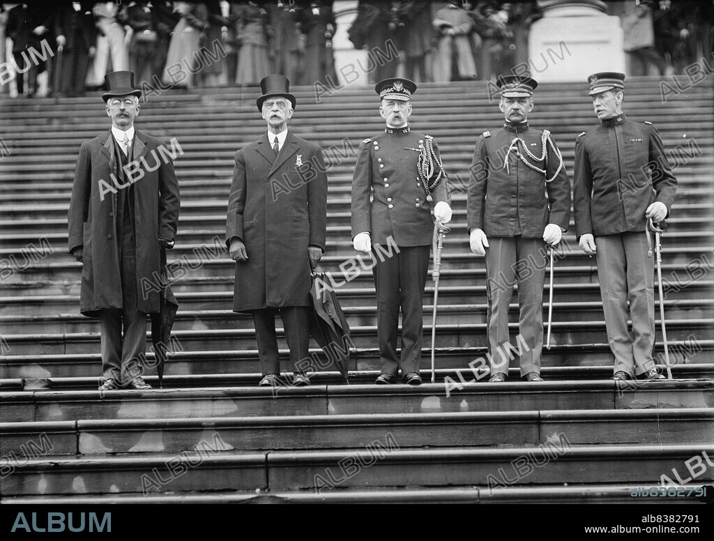 HARRIS & EWING. Grand Army of The Republic - Unidentified; Acting Secretary of War [Robert Shaw] Oliver; Acting Chief of Staff Matherspoon [sic]; Col. Edwin St. John Greble; Col. Henry T. Allen Reviewing G.A.R. Group, 1910. [Politicians and veterans on the steps of the Capitol Building, Washington, DC. General William Wallace Wotherspoon served as Chief of Staff of the United States Army in 1914. Major General Henry Tureman Allen explored the Copper River in Alaska. The GAR was a fraternal organisation composed of veterans of the Union Army (US Army), Union Navy (US Navy), and the Marines who served in the American Civil War].