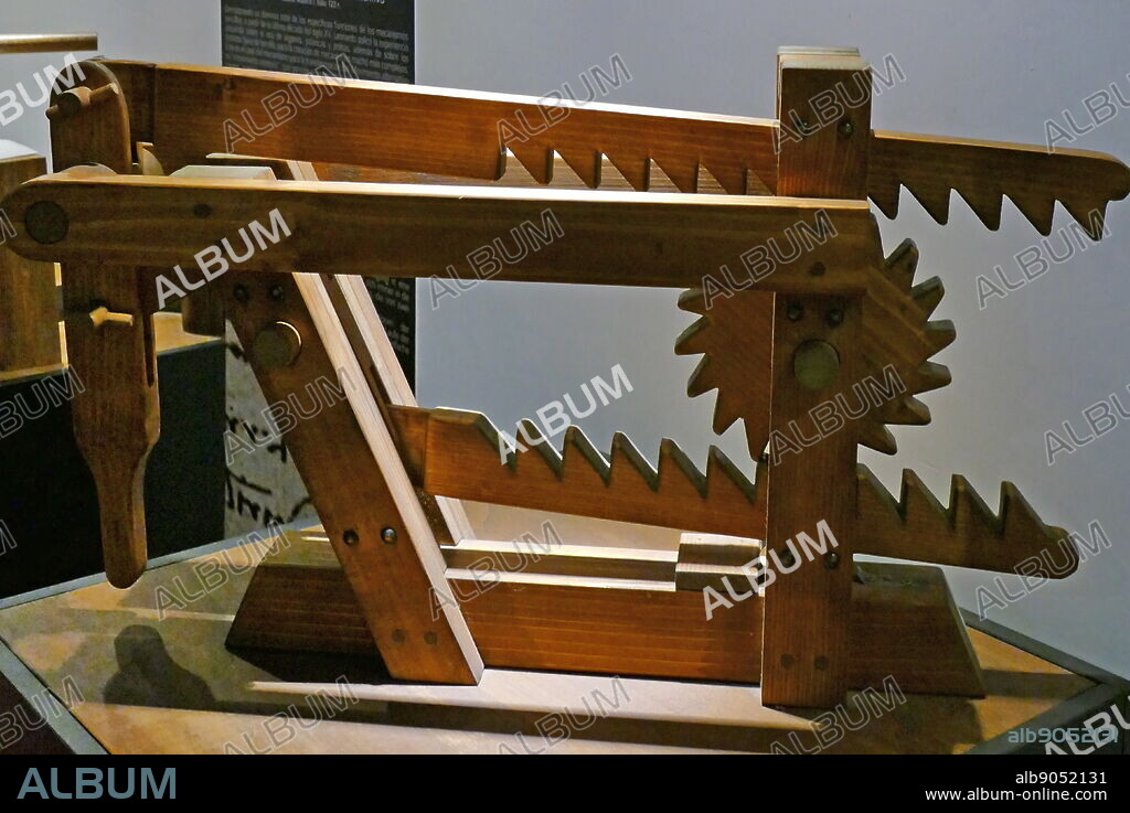 model of mechanism that transformed Alternating Motion into "circular motion", which led a toothed wheel to always turn in the same direction, through the "alternating" motion created by the two toothed rods that held them in place. based on a drawing by Leonardo da Vinci (1452-1519), Italian artist and polymath. Madrid Codex I. folio 123 r.