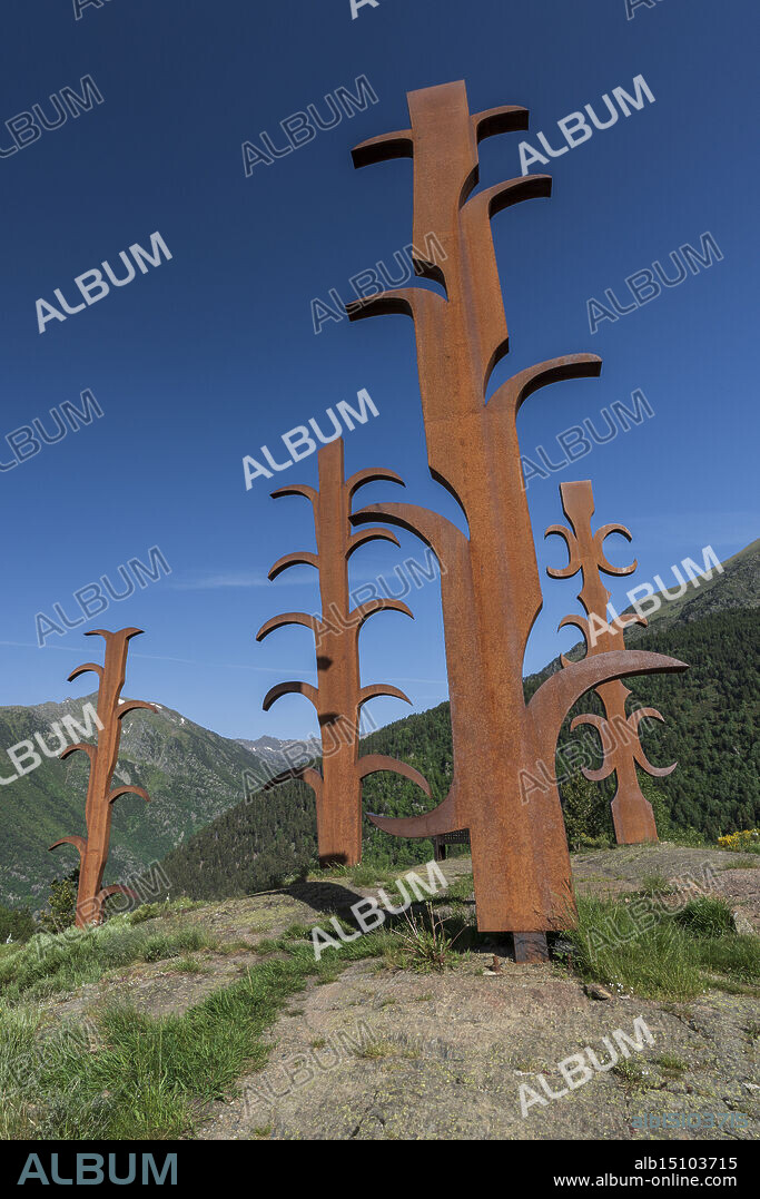 Estripagecs sculpture, sculptural ensemble formed by five large totems, architectural heritage of Andorra, Grau de la Llosa circuit, Sorteny Valley Natural Park, Ordino, Andorra.