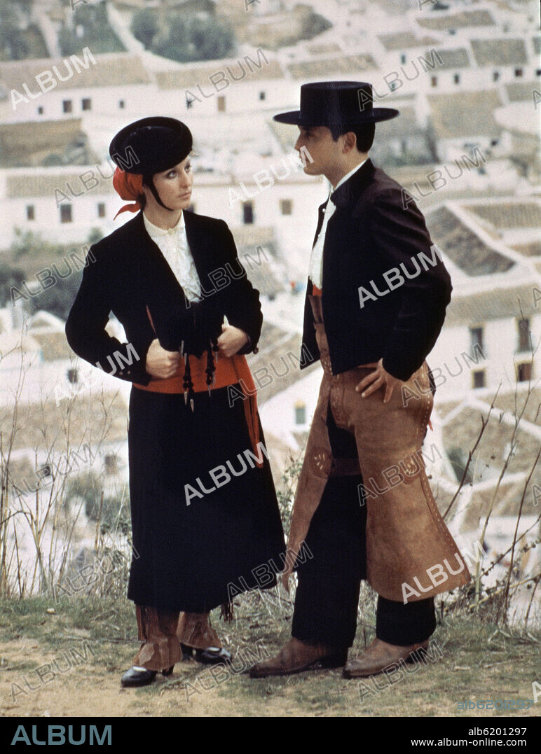TRAJE REGIONAL CORDOBA - PAREJA.