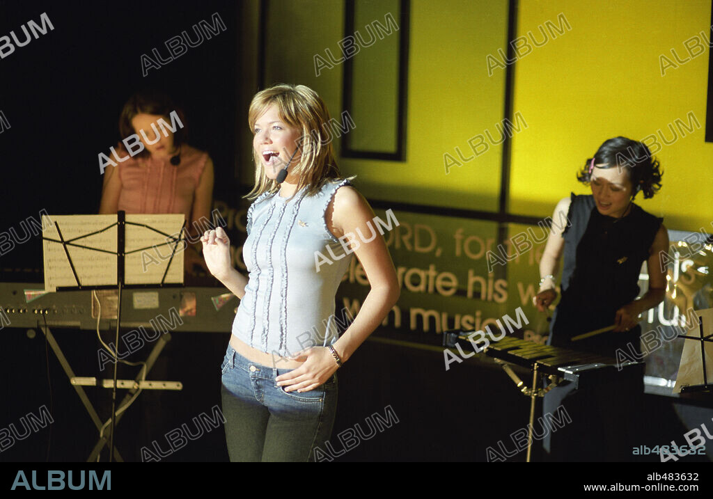 ELIZABETH THAI, JENA MALONE and MANDY MOORE in SAVED!, 2004, directed by BRIAN DANNELLY. Copyright UNITED ARTISTS / PERA, DIYAH.