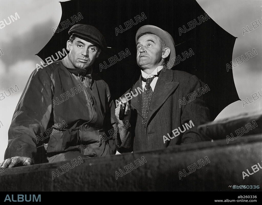 BARRY FITZGERALD and CARY GRANT in NONE BUT THE LONELY HEART, 1944, directed by CLIFFORD ODETS. Copyright RKO RADIO.
