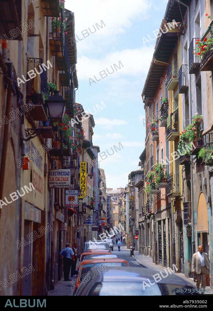 CALLE DEL CASCO ANTIGUO - FOTO AÑOS 90.