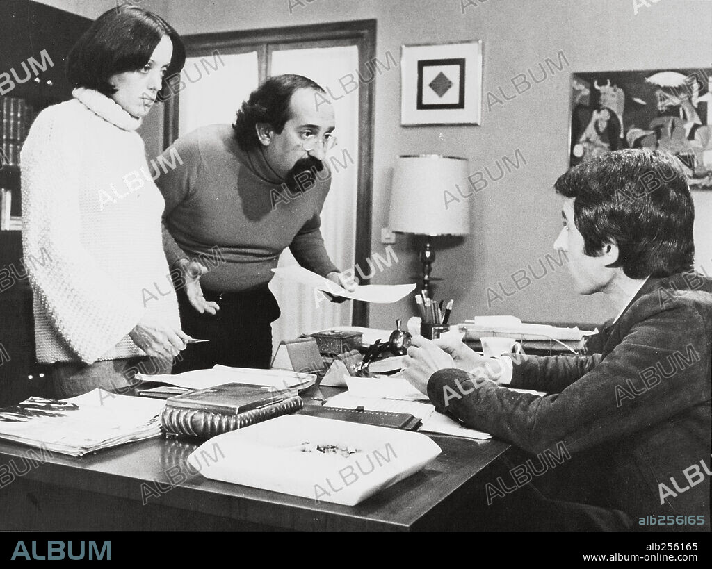 ANTONIO GAMERO y JOSE SACRISTAN en ASIGNATURA PENDIENTE, 1977, dirigida por JOSE LUIS GARCI. Copyright JOSE LUIS TAFUR P.C.