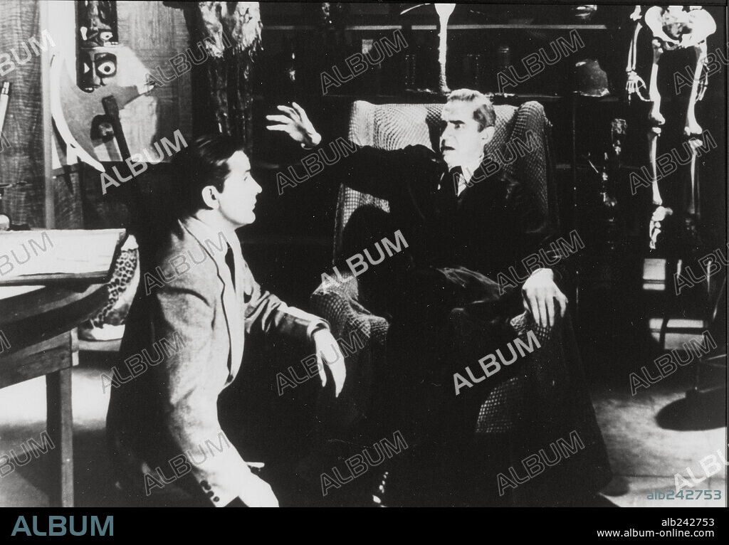 BELA LUGOSI y ED WOOD en GLEN O GLENDA, 1953 (GLEN OR GLENDA), dirigida por ED WOOD. Copyright SCREEN CLASSICS INC.