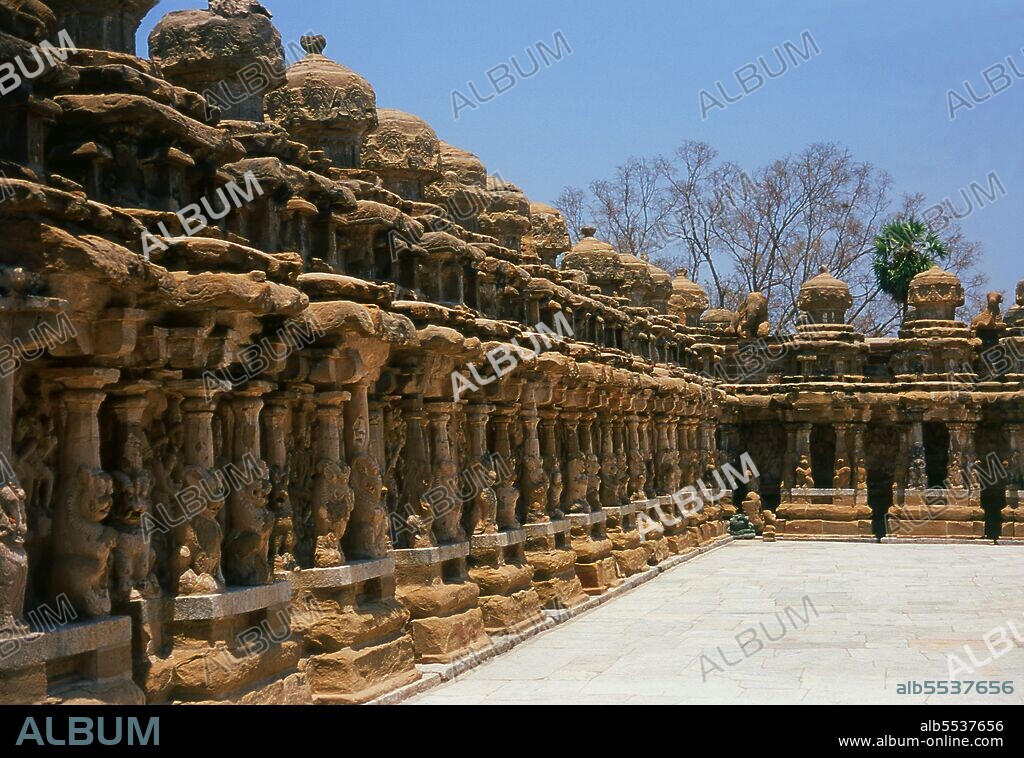 The Kailasanathar (Lord of the Cosmic Mountain) temple is a Hindu temple in the Dravidian architectural style. It is dedicated to the god Shiva, and was built between 685 and 705 CE by the Pallava Dynasty ruler Rajasimha. Construction was completed by Raajasimha's son, Mahendra Varma.