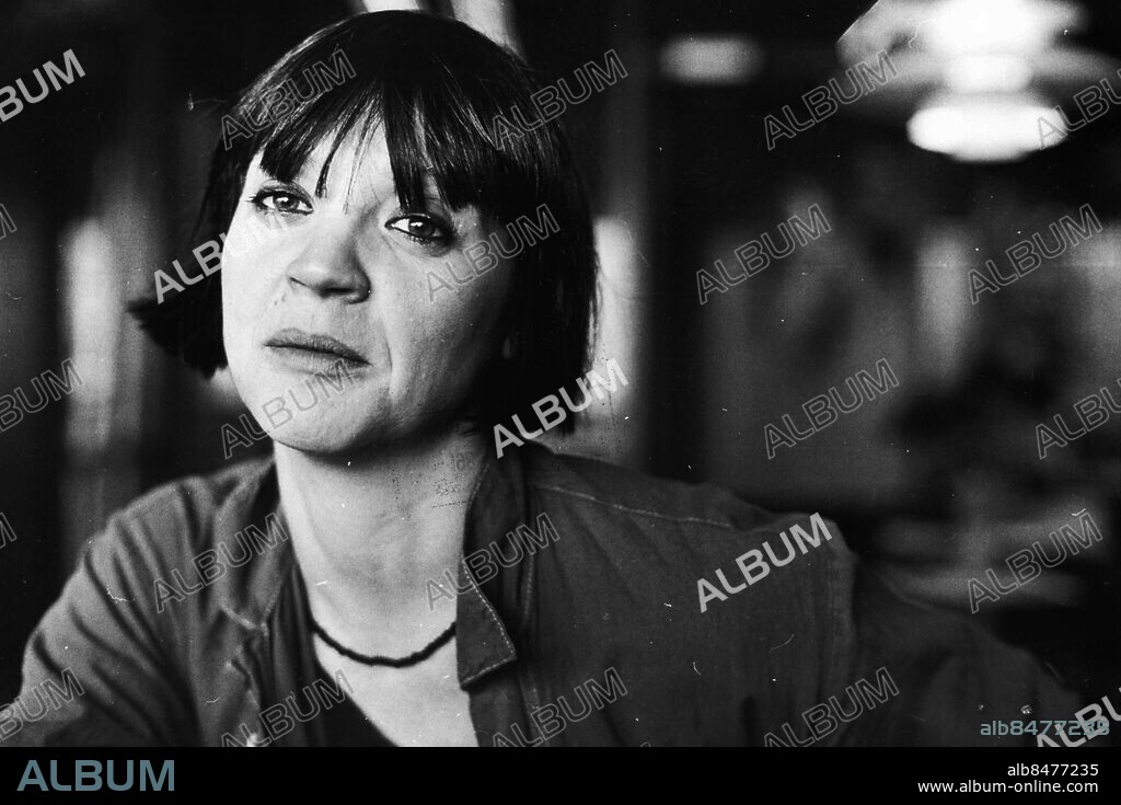 Göteborg 1984-11-16. Eva Remaeus - skådespelare - blev främst känd som Eva i barnprogrammet Fem myror är fler än fyra elefanter tillsammans med Magnus Härenstam och Brasse Brännström - *** Local Caption *** GP Foto: Frank Palm. KAMERAREPORTAGE.