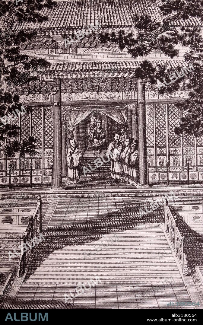 Nanjing Fuzimiao (Confucian Temple of Light); in southern Nanjing City on banks of the Qinhuai River.